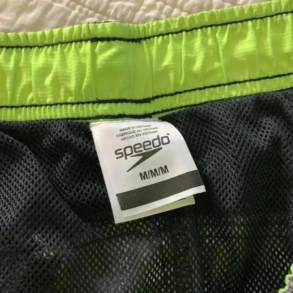 Speedo - Picture 3 of 3